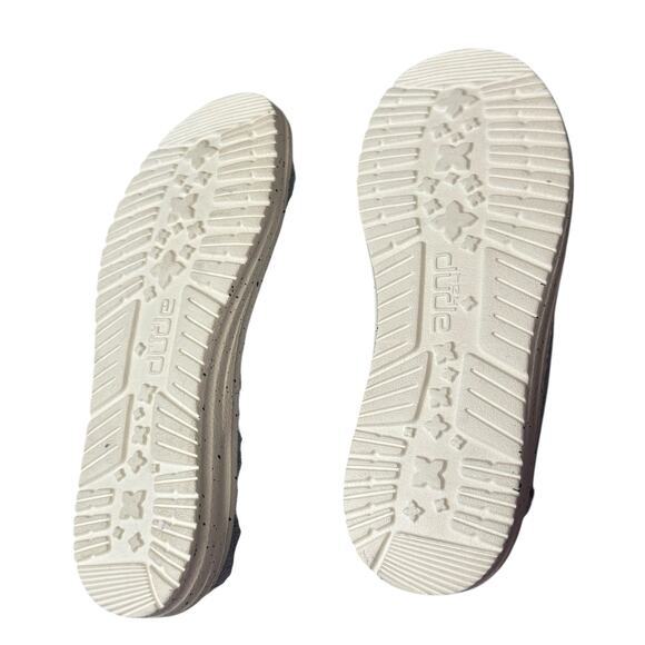 B2. Hey Dude Women's Wendy Chambray Lace-Up Loafer Size 7 - Picture 9 of 12